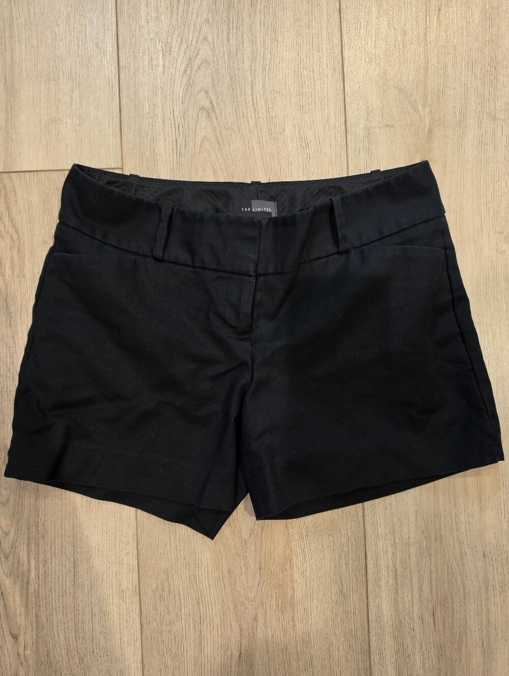 The Limited Black Tailored Stretch Shorts Women’s Size 4 Career Casual